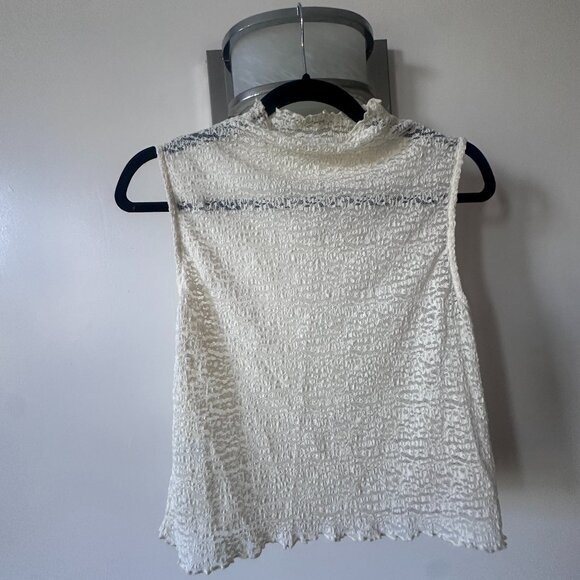Find Me Now Second Skin Cream sleeveless lace top - Picture 1 of 4